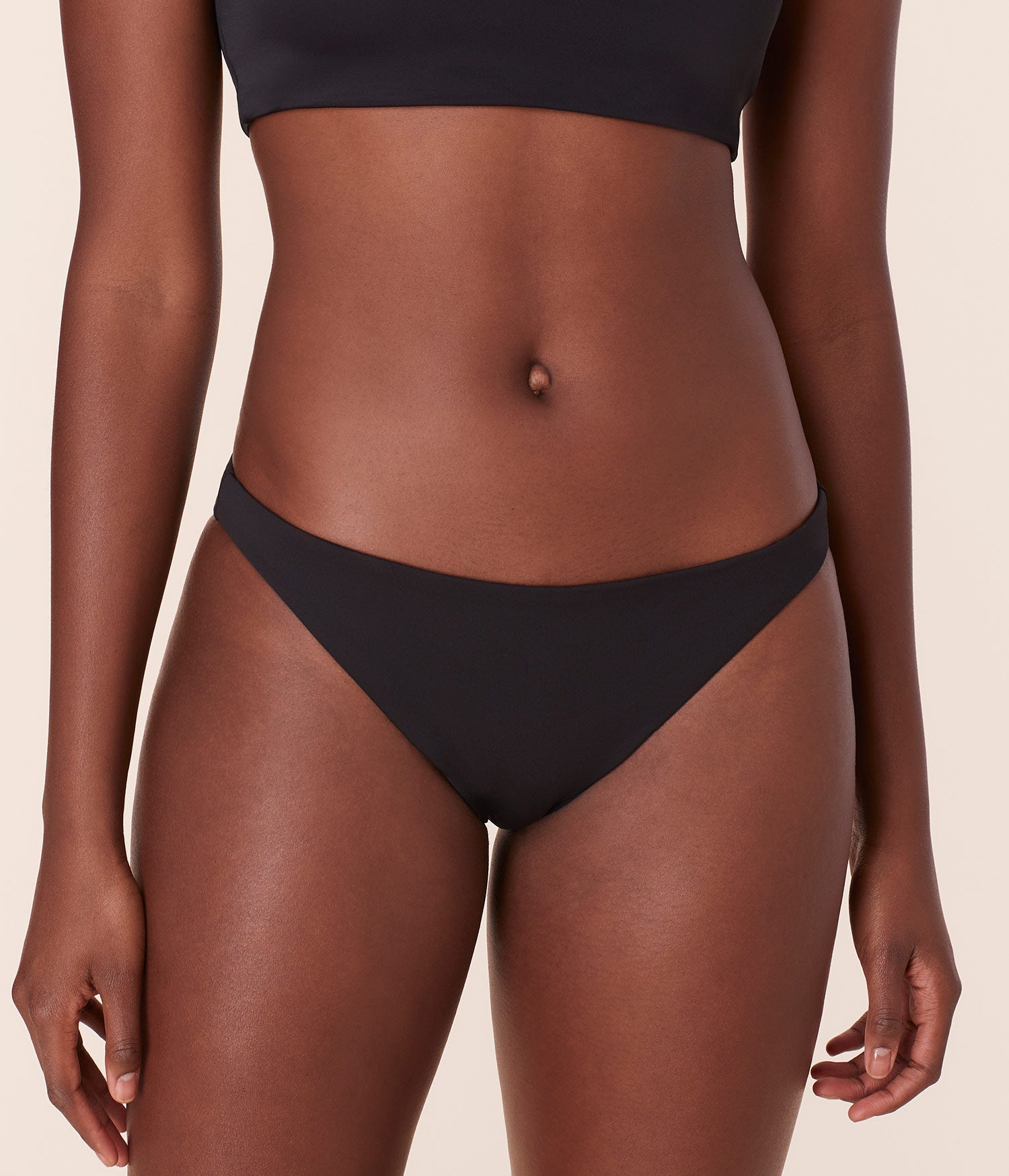 Şık Siyah Düz Bikini Altı - Rahat ve Modern Tasarım