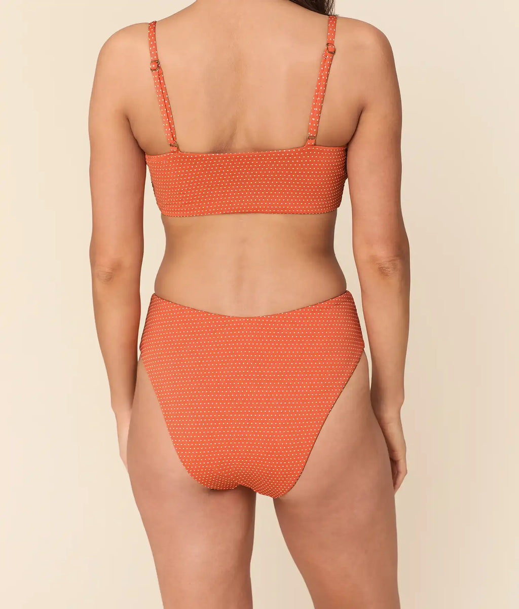 90'lar Yüksek Bel Puantiye Bikini Altı - Şık ve Rahat
