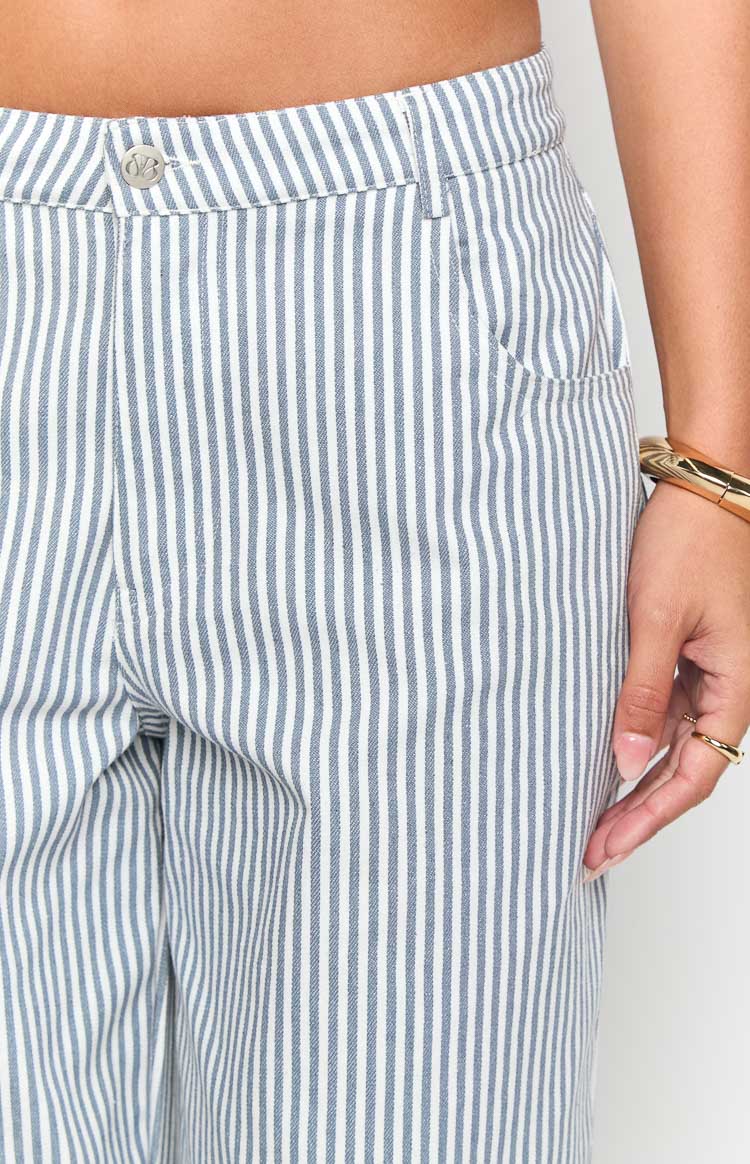 Amity Lacivert Çizgili Orta Bel Düz Paça Kot Pantolon