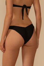 Siyah Dantel Lulu (Zig-Zag Dikiş) Bikini Altı