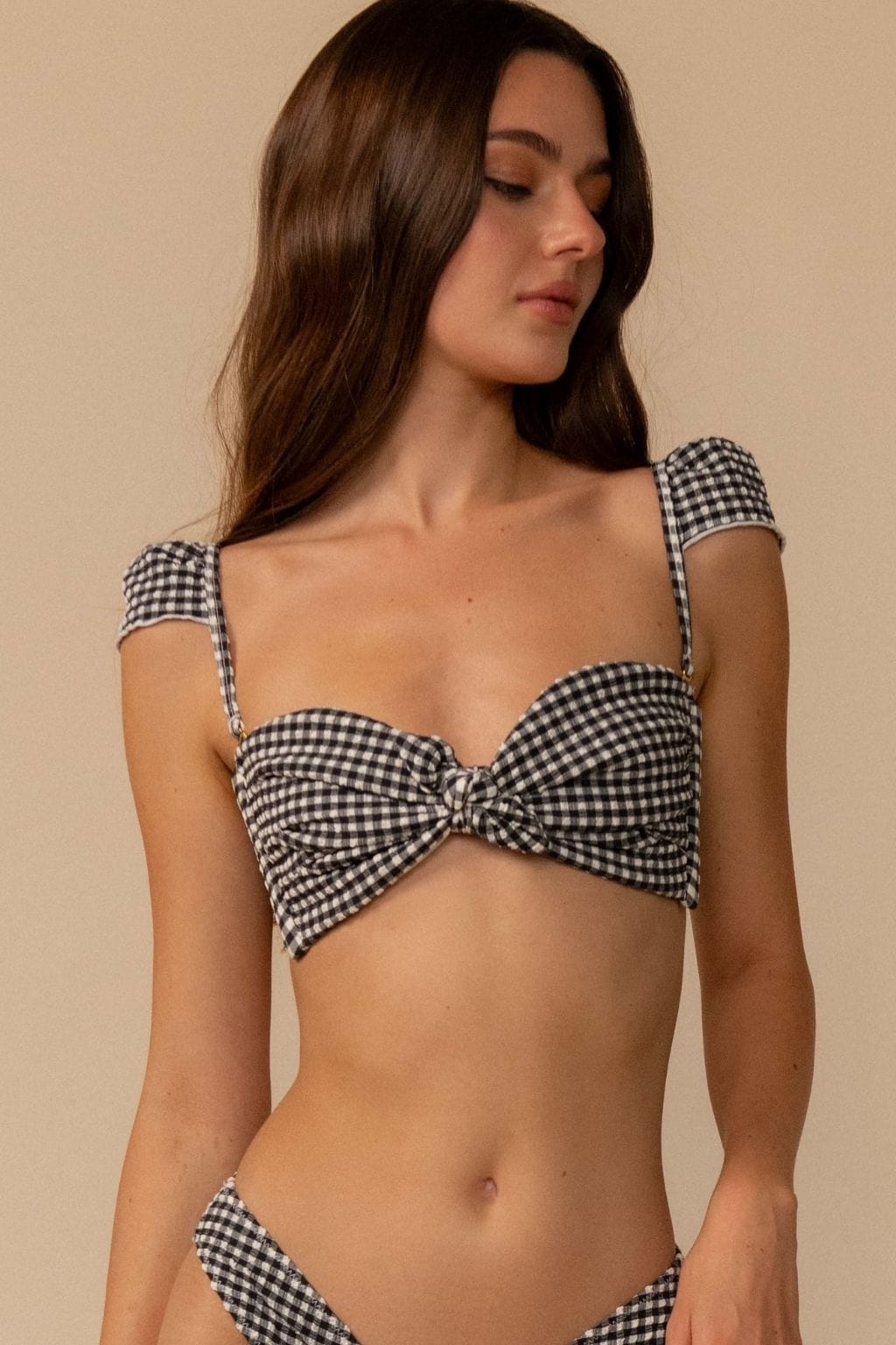 Siyah Beyaz Mikro Gingham Bikini Üstü - Şık ve Rahat