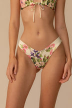 Lulu Çiçek Desenli Bikini Altı - Zig-Zag Dikiş