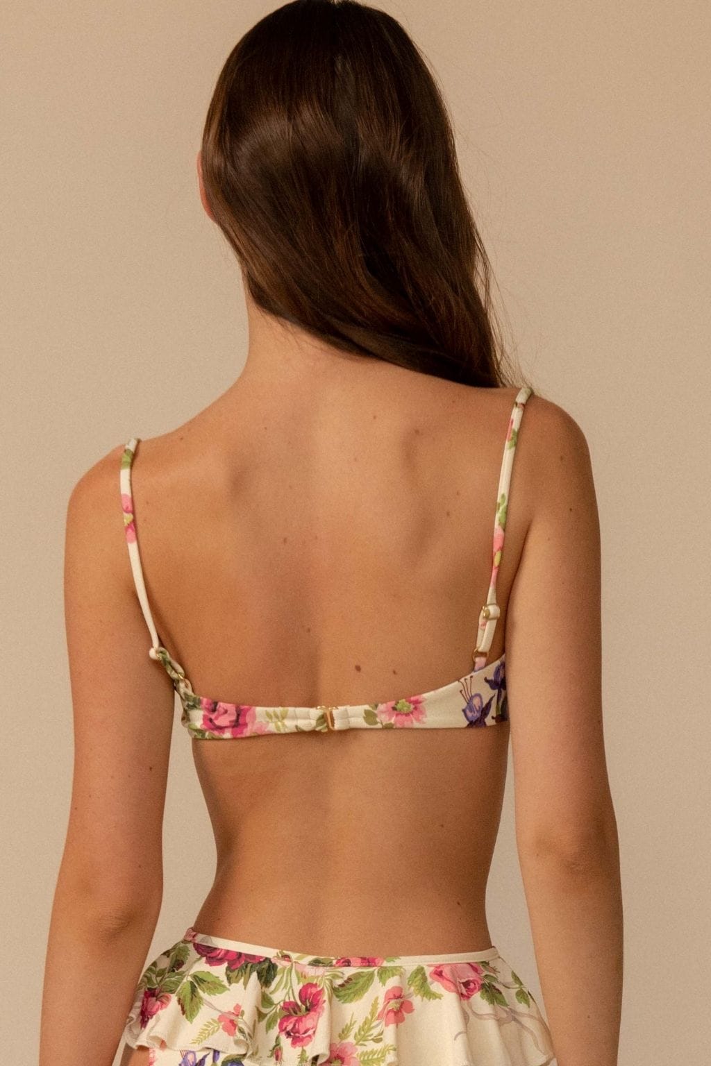 Çiçek Desenli Petal Bikini Üstü - Şık ve Rahat Yaz Modası