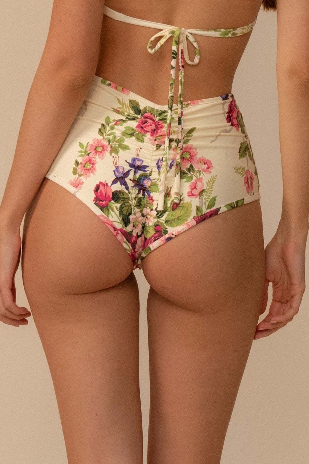 Polly Bikini Altı - Şık ve Rahat Yaz Plaj Modası