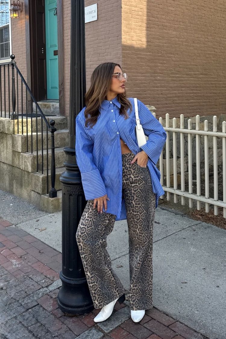Brunet Leopar Desenli Düz Paça Kot Pantolon