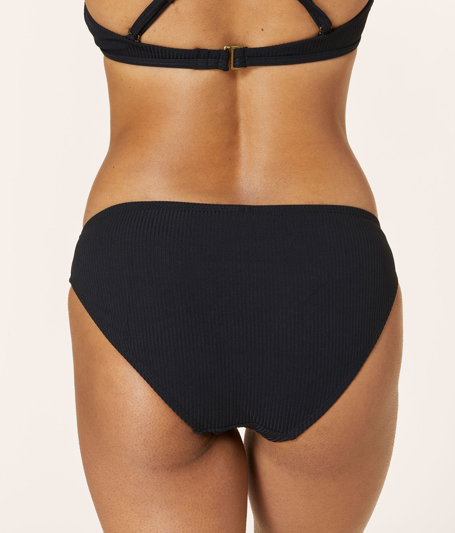 Ribana Siyah Klasik Bikini Altı - Şık ve Rahat Seçim
