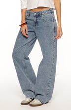 Charli Orta Yıkama Denim Zımbalı Düşük Bel Bol Paça Jean