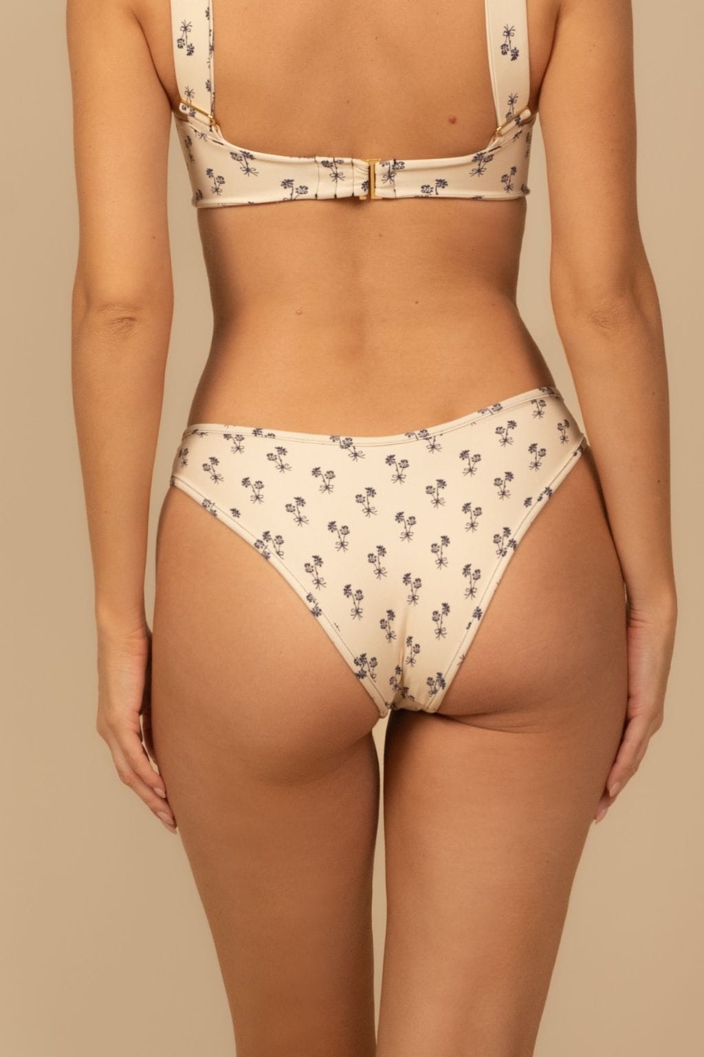 Cynthia Çiçekli Lulu Bikini Altı