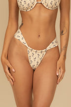 Cynthia Çiçekli Sandra Bikini Altı