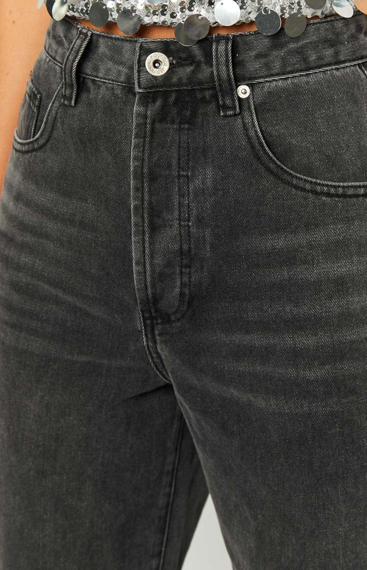 Essie Siyah Düz Paça Kot Pantolon