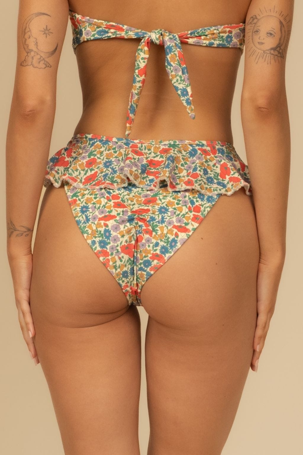 Florencia Çiçekli Tamarindo Volanlı Bikini Altı