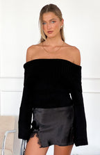 Joey Siyah Off Shoulder Kazak