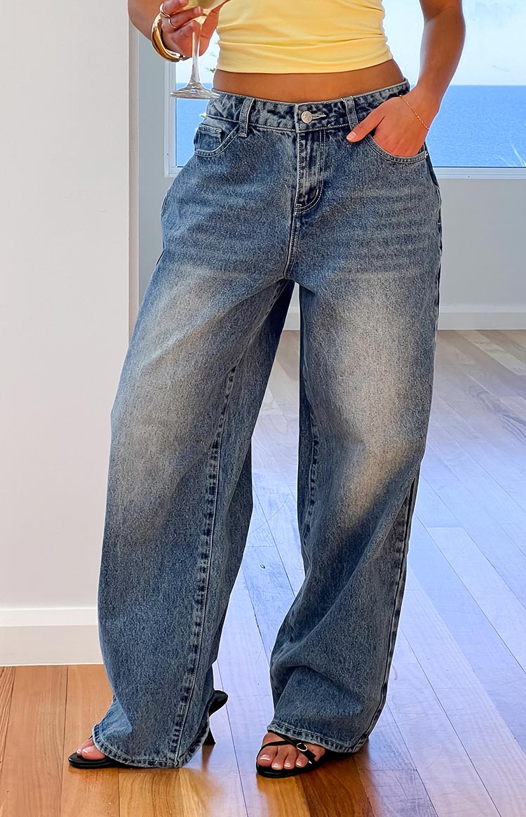 Aşıklar Yolu Orta Yıkama Denim Kalp Cep Rahat Jean