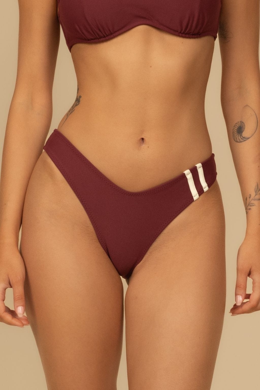 Zig-Zag Dikişli Kırmızı Premium Bikini Altı