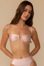 Premium Soluk Pembesi Silkie Bikini Üstü - Şıklığın Adresi
