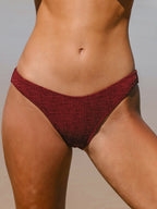Premium Kırmızı Monogram Bikini Altı - Şık ve Rahat