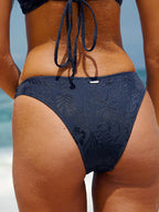 Şık Mavi Işıltılı Bikini Altı - Yaz Modası İçin