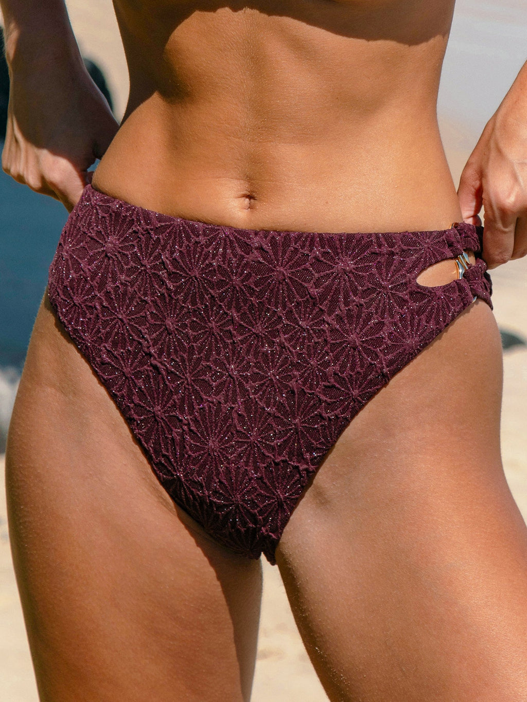 Premium Koyu Kahverengi Dokulu Bikini Altı - Şık ve Rahat