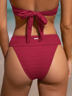 Şık Kırmızı Doku Geniş Bel Bikini Altı - Rahat ve Modern
