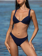Desteksiz Lacivert Bikini Üstü - Şık ve Rahat Yaz Modası