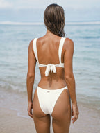 Off White Altın Detaylı Şık Bikini Üstü