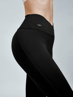 Premium Siyah V-Bel Leggings 24"" - Şıklık ve Konfor