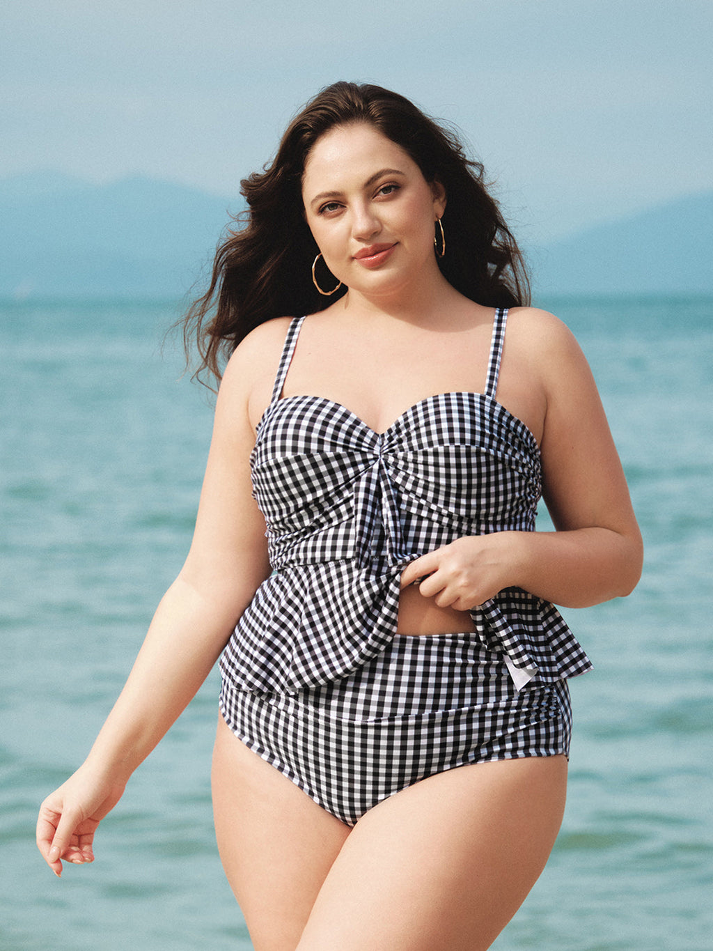 Şık Siyah Gingham Büyük Beden Tankini Üst - Rahat Yaz Stili