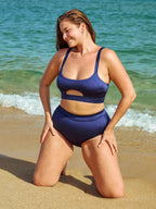 Şık Lacivert Büyük Beden Yırtmaçlı Bikini Üstü
