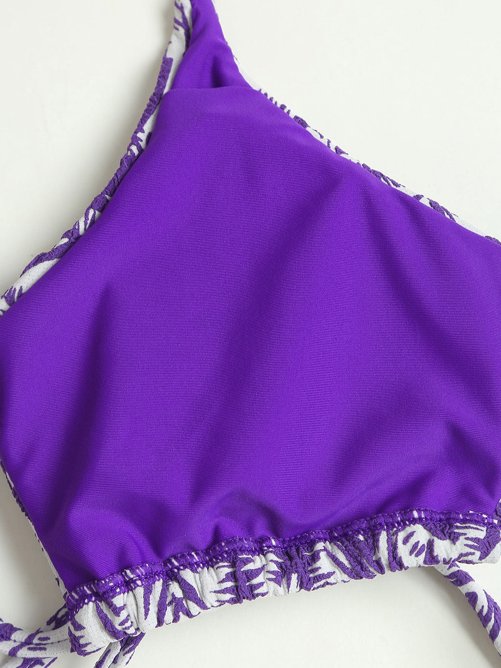 Mor Dokulu Çapraz Bikini Üstü - Şık ve Rahat Yaz Modası