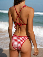 Şık Kırmızı Gingham Askılı Bikini Üstü - Yaz Modası