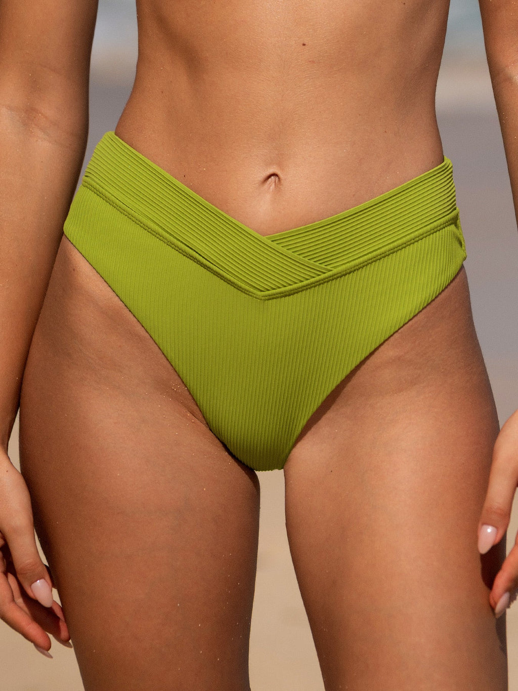 Premium Açık Yeşil Ribana V-Bel Bikini Altı - Şık ve Rahat