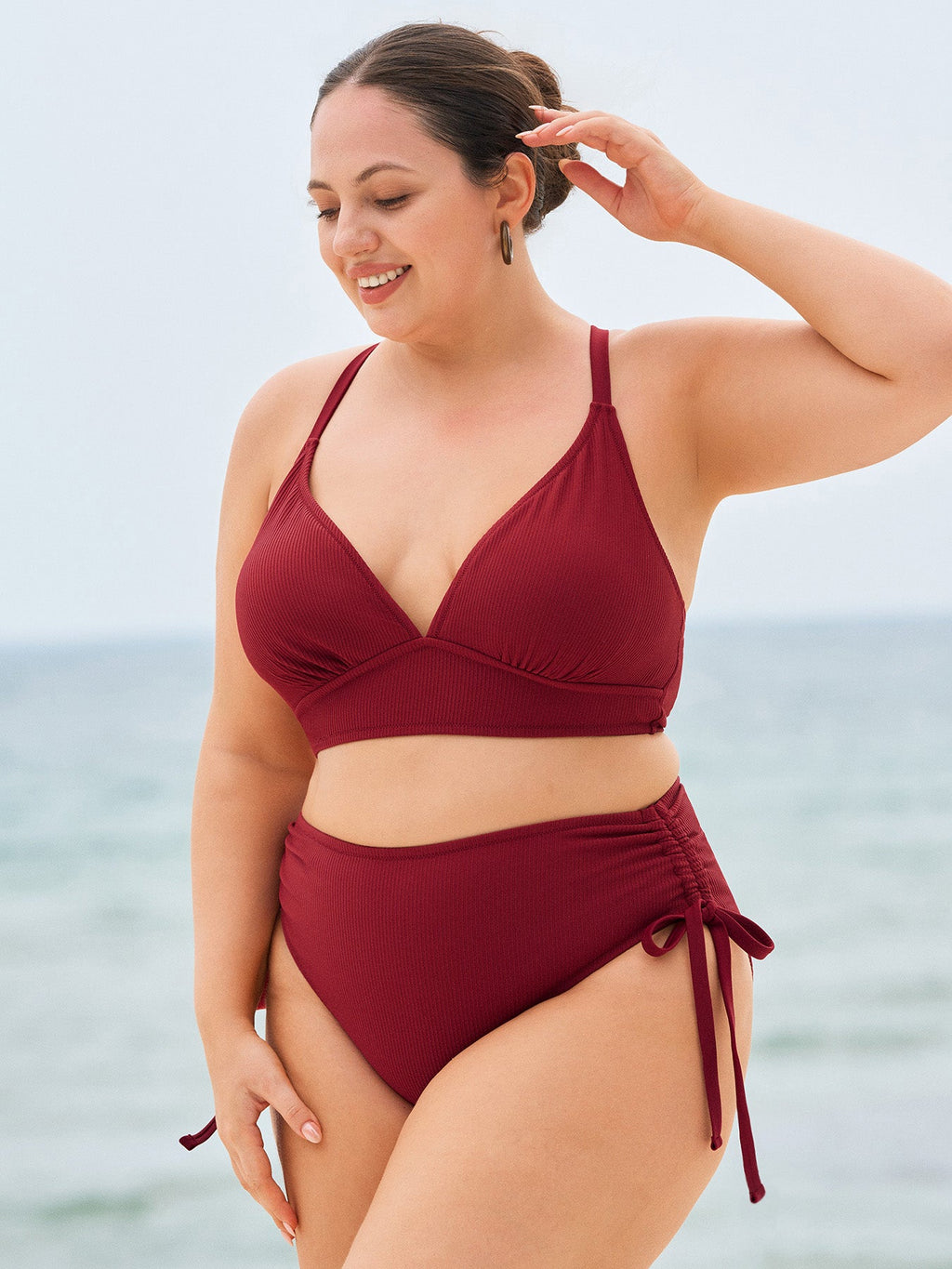 Ribanalı Kırmızı Büyük Beden Bikini Üstü - Şık ve Rahat
