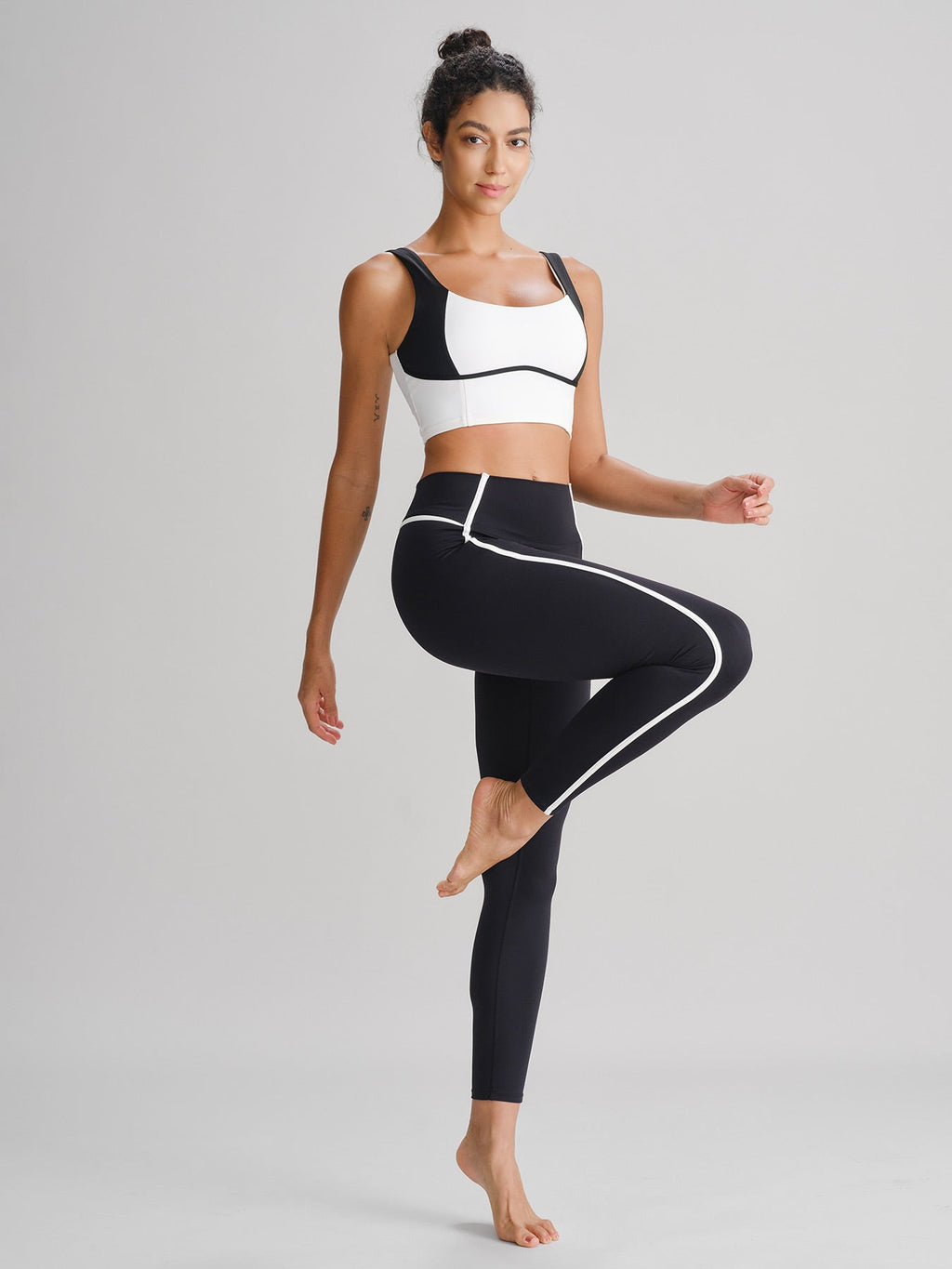 Yüksek Bel Siyah Yan Şerit Legging - 27 İnç