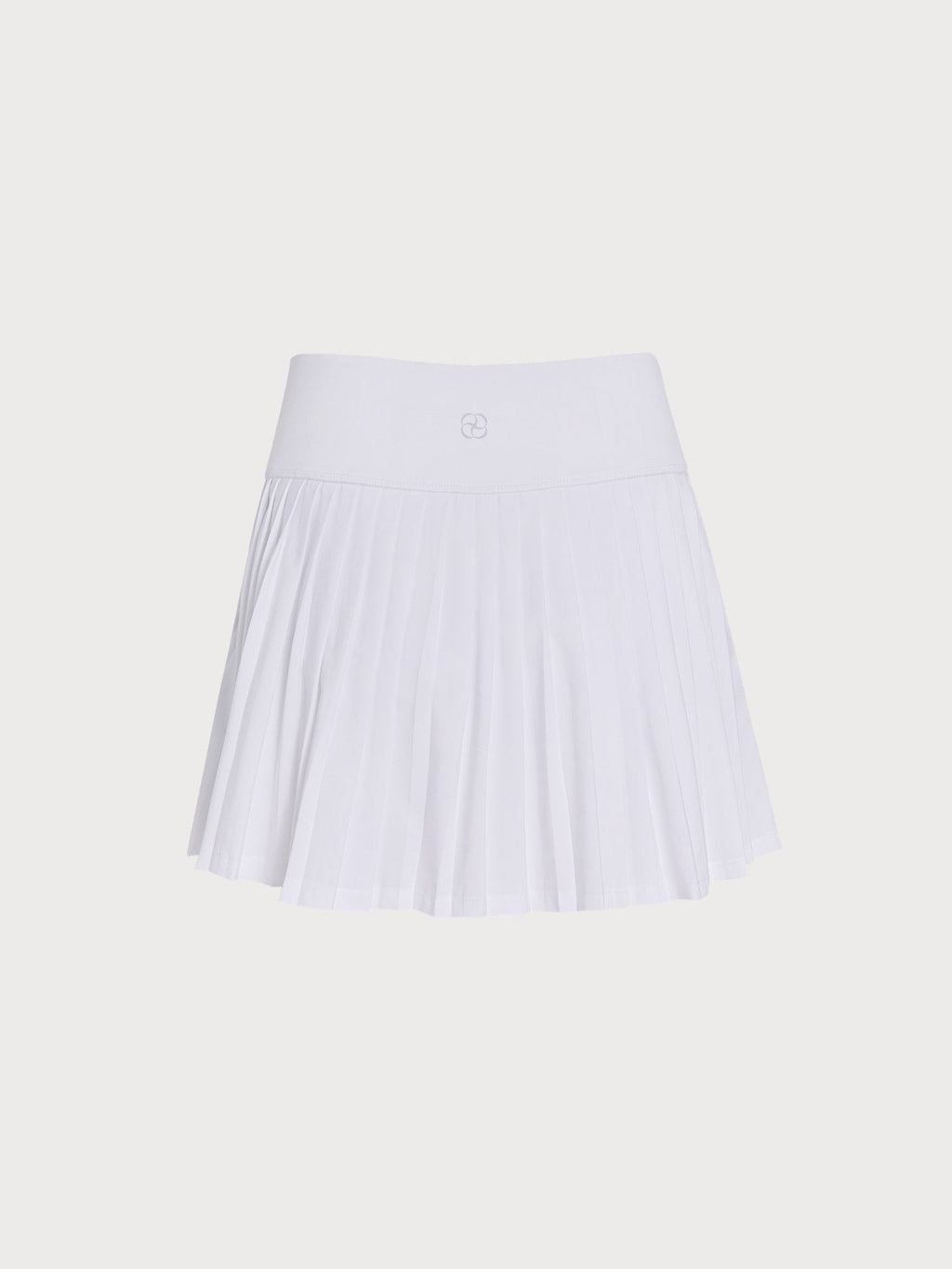 Şık Beyaz Çizgili Cepli Tenis Etek - Rahat ve Modern