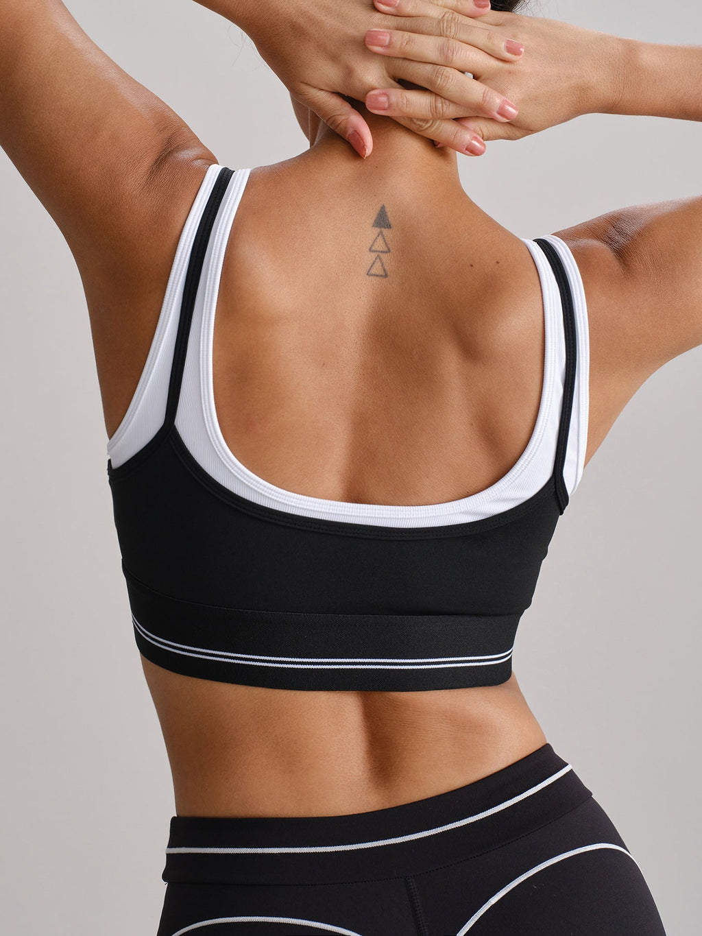 Kontrast Kenar Siyah Tank Top - Hafif Destekli Çift Askı