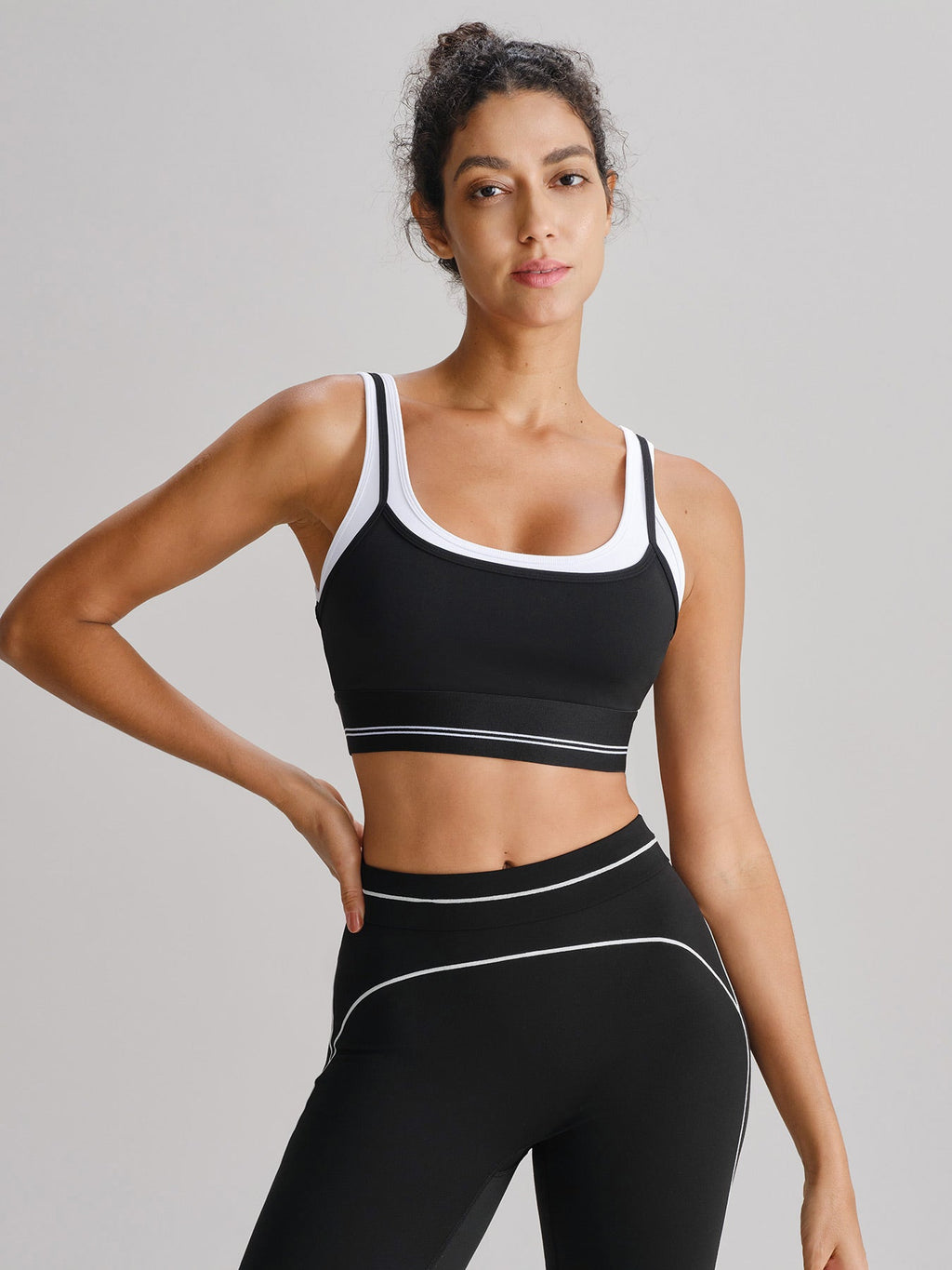 Kontrast Kenar Siyah Tank Top - Hafif Destekli Çift Askı