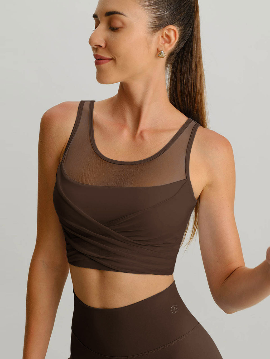 Kahve Renkli Destekli Ön Tank Top - Şık ve Rahat