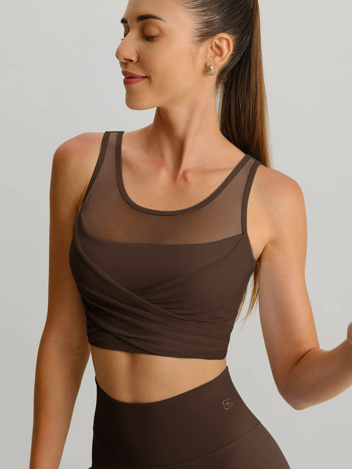 Kahve Renkli Destekli Ön Tank Top - Şık ve Rahat