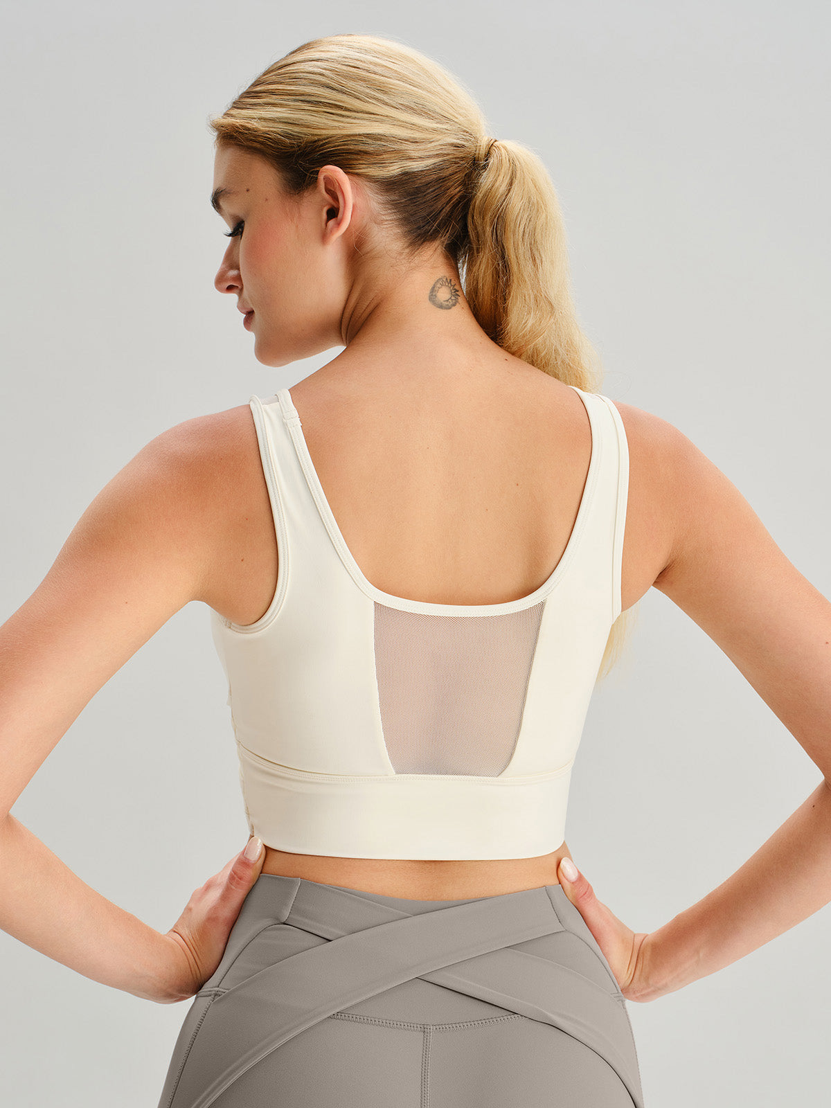 Bej Çapraz Ön Fileli Tank Top - Hafif Destekli