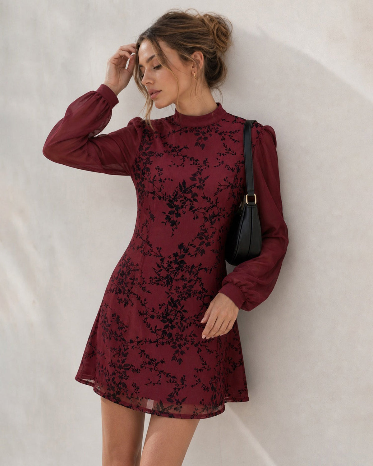 Şarap Kırmızı Yüksek Yaka Çiçekli Mini Elbise